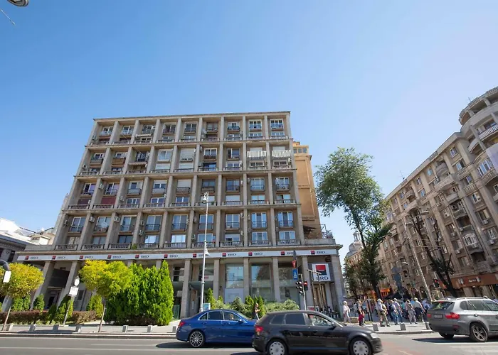 Victoria Avenue Apartment