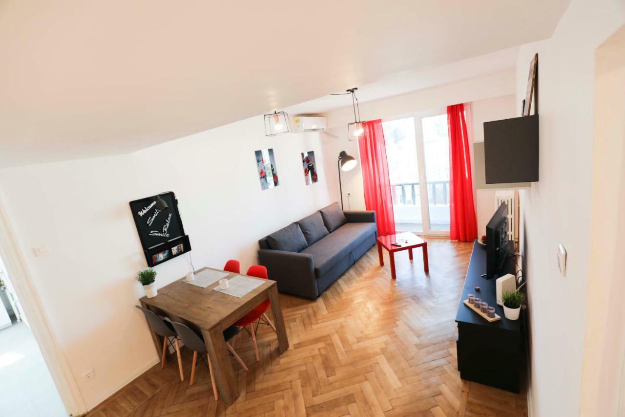 Victoria Avenue Apartment Bucharest